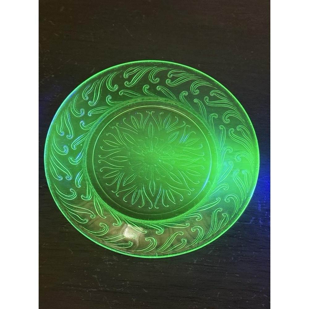 Depression Uranium Glass 6" Bread & Butter Plate Replacement Swirl Pattern